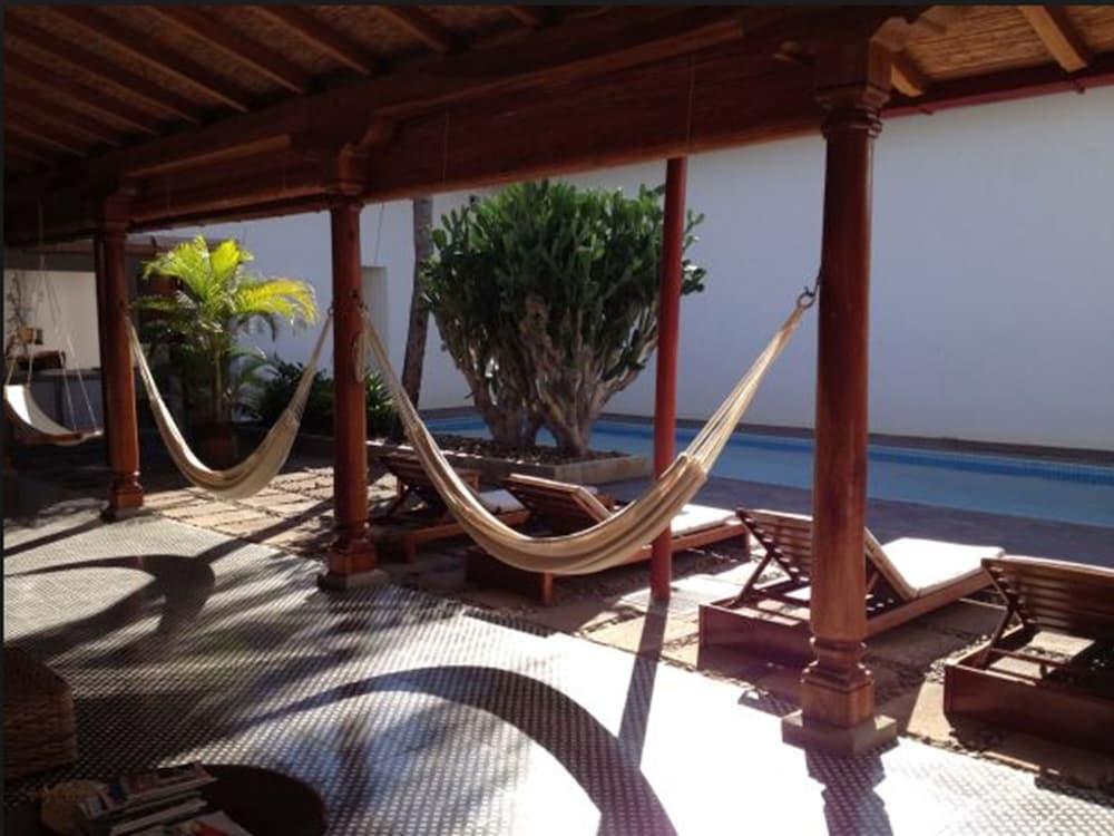Los Patios Hotel กรานาดา ภายนอก รูปภาพ